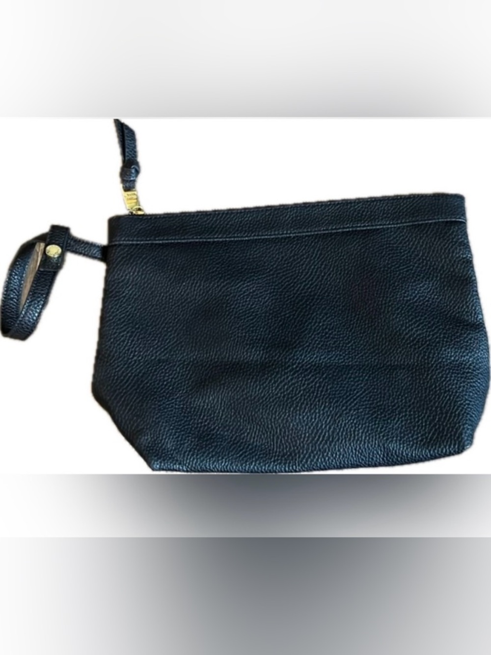 Steve Madden black wristlet handbag. Spacious. Excellent condition.